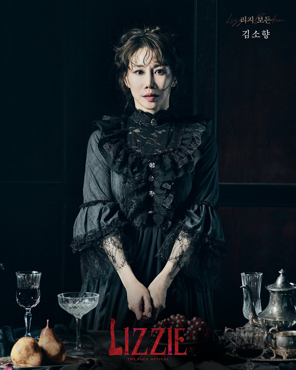 ｜프로필｜#리지

🪓 𝐓𝐇𝐄 𝐑𝐎𝐂𝐊 𝐌𝐔𝐒𝐈𝐂𝐀𝐋 <𝐋𝐈𝐙𝐙𝐈𝐄>

리지 보든 𝐋𝐈𝐙𝐙𝐈𝐄 𝐁𝐎𝐑𝐃𝐄𝐍
김소향

뮤지컬 <리지>
2024.09.14-12.01
두산아트센터 연강홀