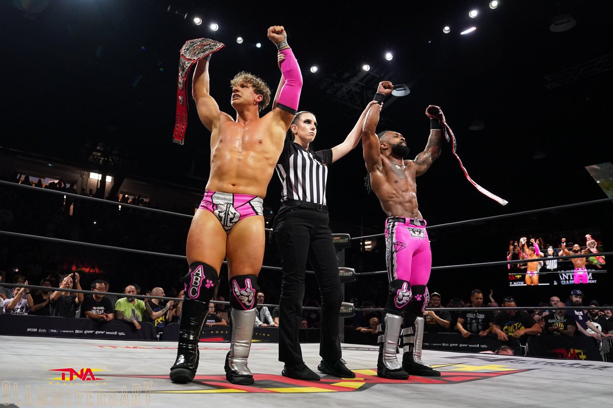 Chris Bey tweet media