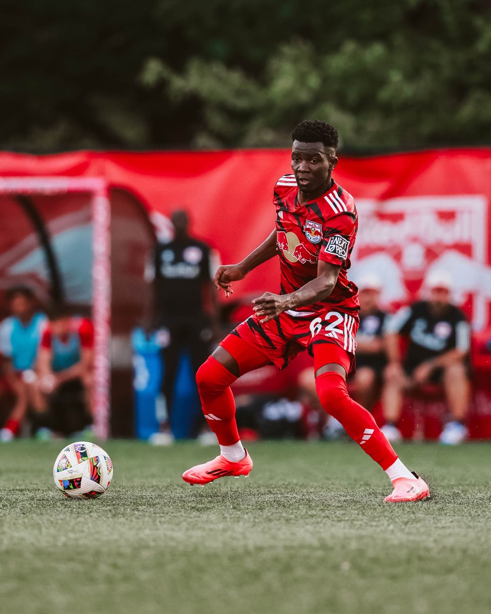 NYRBII's tweet photo. Ready for another 45 💪
📺 https://t.co/zcZzdKzAzh
0-0 | #NYvORL | #NYRBII https://t.co/uJIg9KGY9t