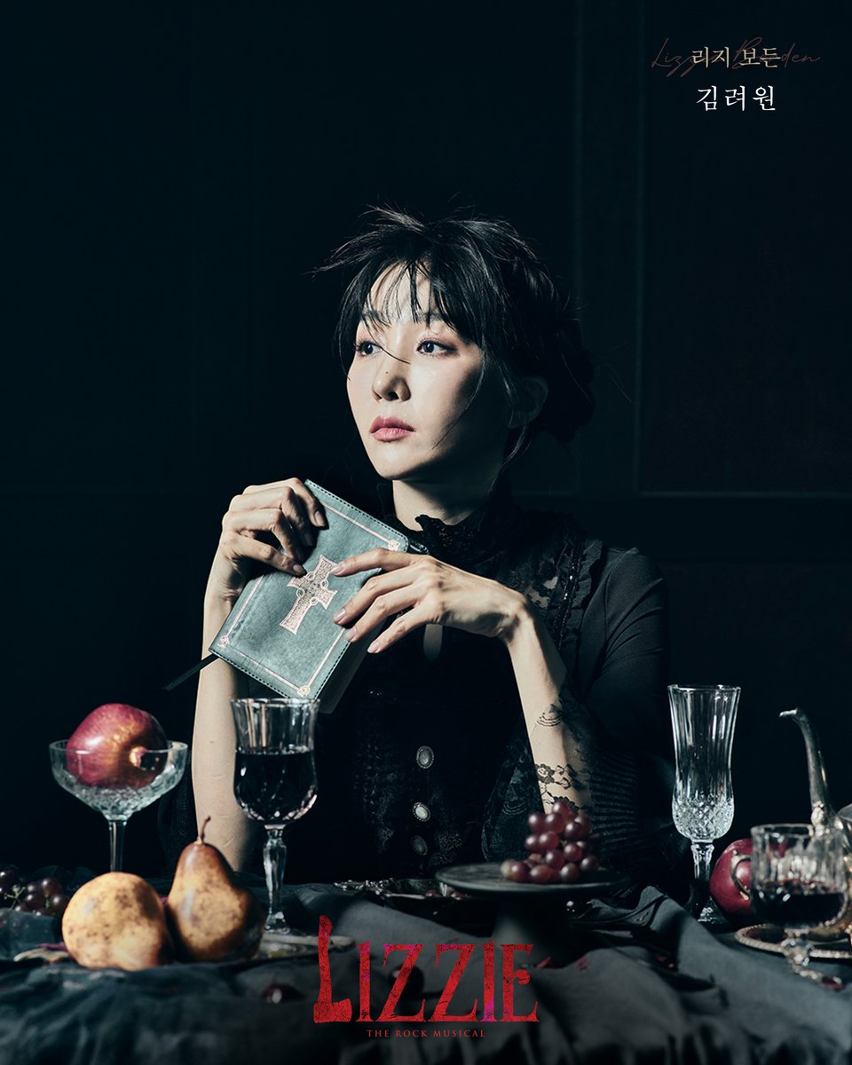 ｜프로필｜#리지

🪓 𝐓𝐇𝐄 𝐑𝐎𝐂𝐊 𝐌𝐔𝐒𝐈𝐂𝐀𝐋 <𝐋𝐈𝐙𝐙𝐈𝐄>

리지 보든 𝐋𝐈𝐙𝐙𝐈𝐄 𝐁𝐎𝐑𝐃𝐄𝐍
김려원 

뮤지컬 <리지>
2024.09.14-12.01
두산아트센터 연강홀