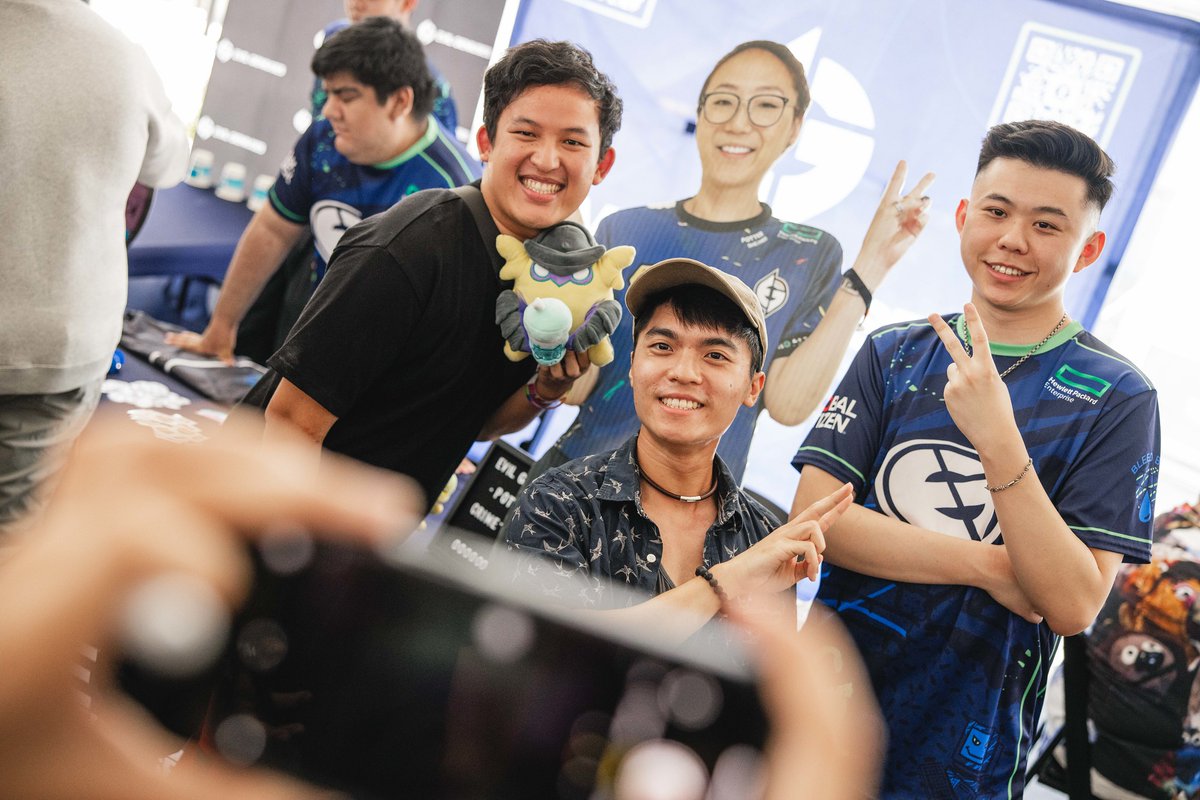valesportsna's tweet photo. Want to relive the moments from the #VCTAmericas Season Final and our NYC &amp; LA #VALBlockParty events? 

Visit our flickr to check out all of the photos!

📷 https://t.co/kboyC9ZC1x https://t.co/JsTU7NEKhE