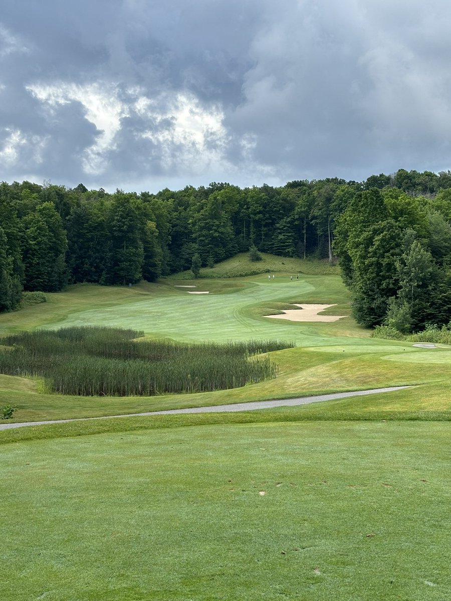 Harrison14B's tweet photo. In addition to a great week on the lake, we were able to play Hawk’s Eye, one of Michigan’s top rated courses! ⛳️ https://t.co/gFYYZrV0js