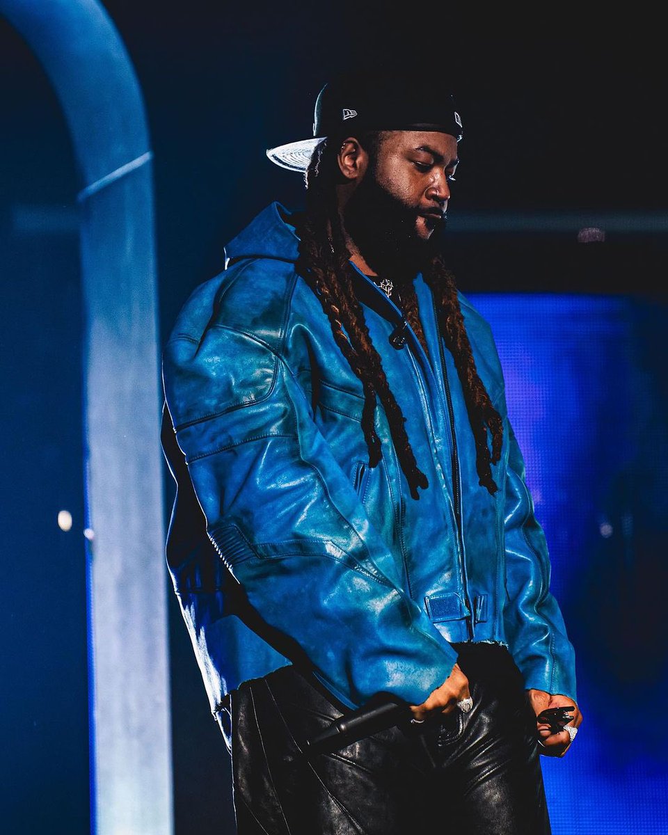 teampnd's tweet photo. PND performing in Miami Beach last night! Night 1 of 2. #SorryImOutsideTour

📸: @mreddiemyers https://t.co/NAGZfD4G3V