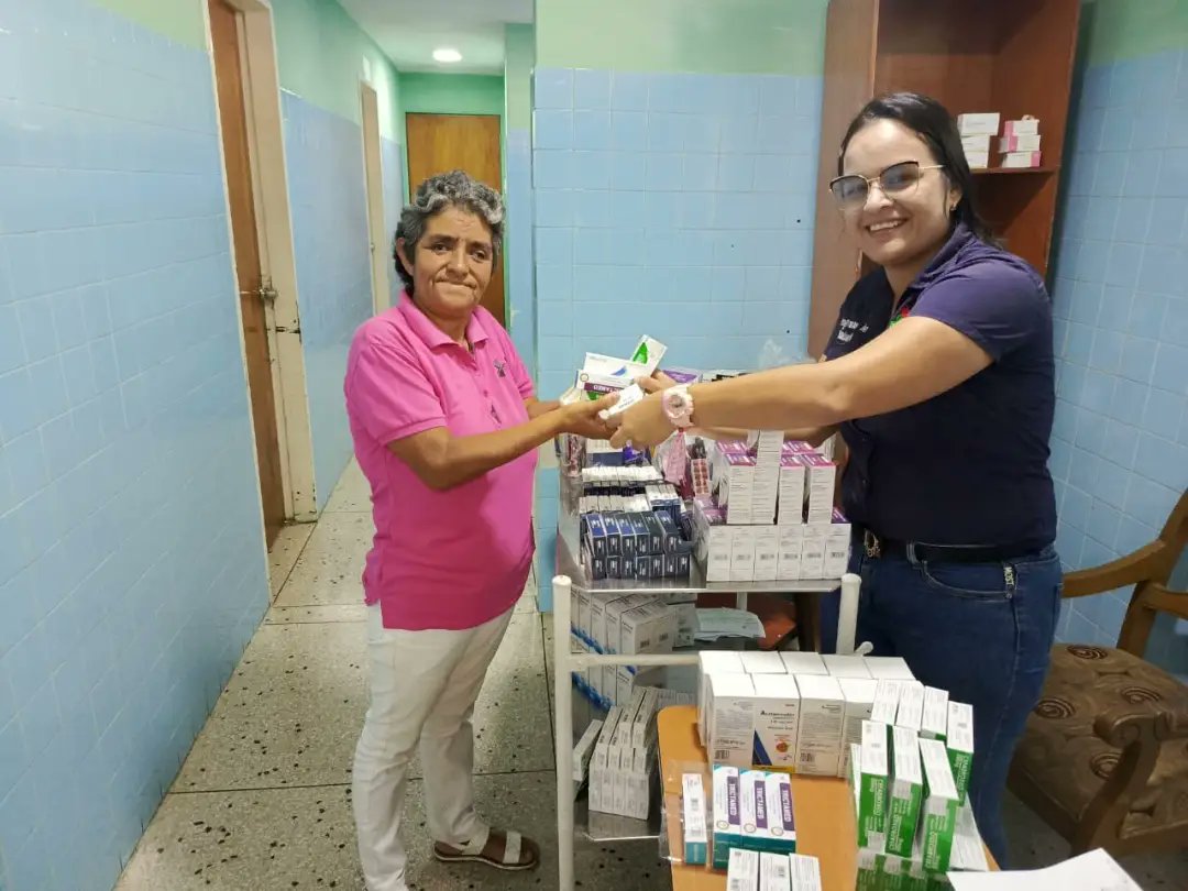 #EsNoticia || Fundasalud se desplegó en la Quebrada en jornada "Más Años, Más Amor"

<a href="/MinSaludVE/">MPPSalud</a>
<a href="/MagaGutierrezV/">Magaly Gutiérrez Viña</a>
<a href="/Gerardo4fPsuv/">Gerardo Márquez</a>
<a href="/GobTrujillo/">Gobierno de Trujillo</a>
<a href="/CiudadTRU/">Ciudad Trujillo</a>
#VenezuelaPintaBonito
#TrujilloEnRevolución