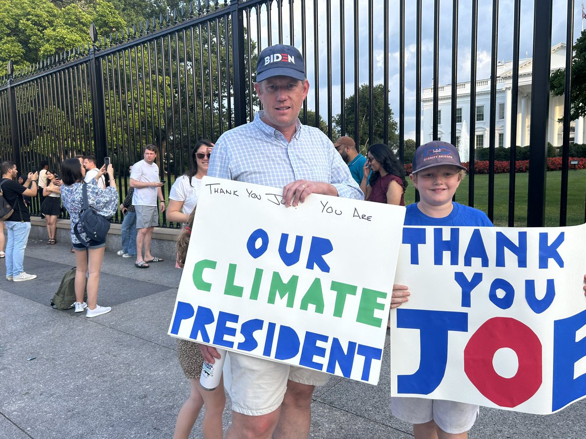 Pictures from outside the White House where a small but emotional group gathered following President Biden’s announcement. They say they’re here to say thank you and celebrate his legacy.