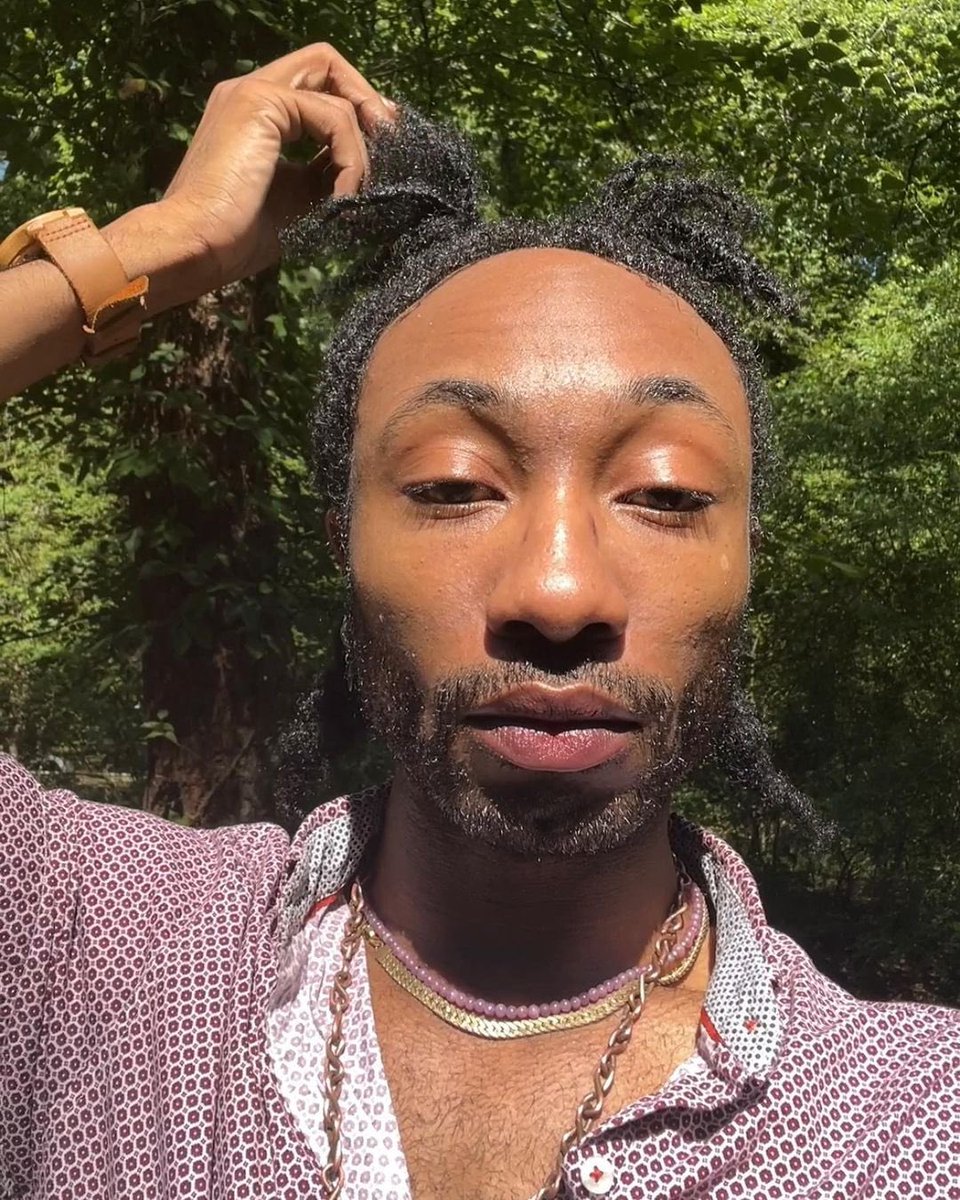 Listen2Kevin's tweet image. 💜💜