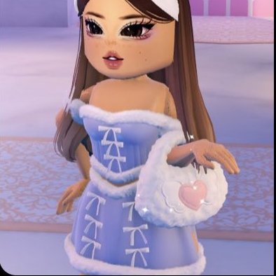 tell me why does this look like ugc layour clothing😭😭