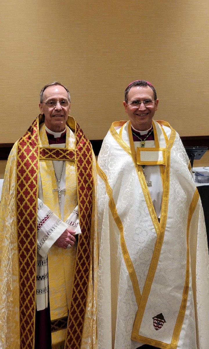 ArchbpCThompson's tweet photo. Congrats and thanks to Bishop Andrew Andrew Cozzens of Crookston for his incredible leadership of the 10th National Eucharistic Congress held in Indianapolis! https://t.co/BJcOJfEC9C
