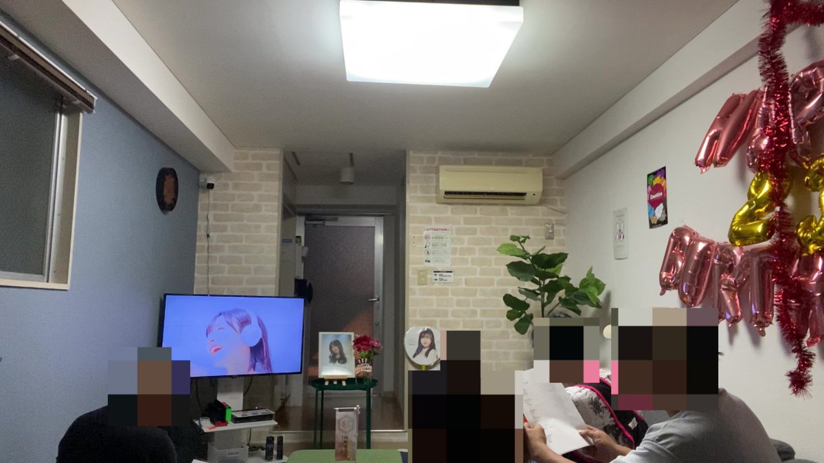 umeda_andro_'s tweet photo. 7/21 ファンだけの山崎亜美瑠生誕祭を開催!みんなで語り合い、お祝いをしました。最後は「keep singing」「夢は逃げない」を合唱。あみるんの人生に幸あれ。
#山崎亜美瑠 #山崎亜美瑠生誕祭2024 #AMiRU #amiry 元 #NMB48 https://t.co/Vmkocdps9R