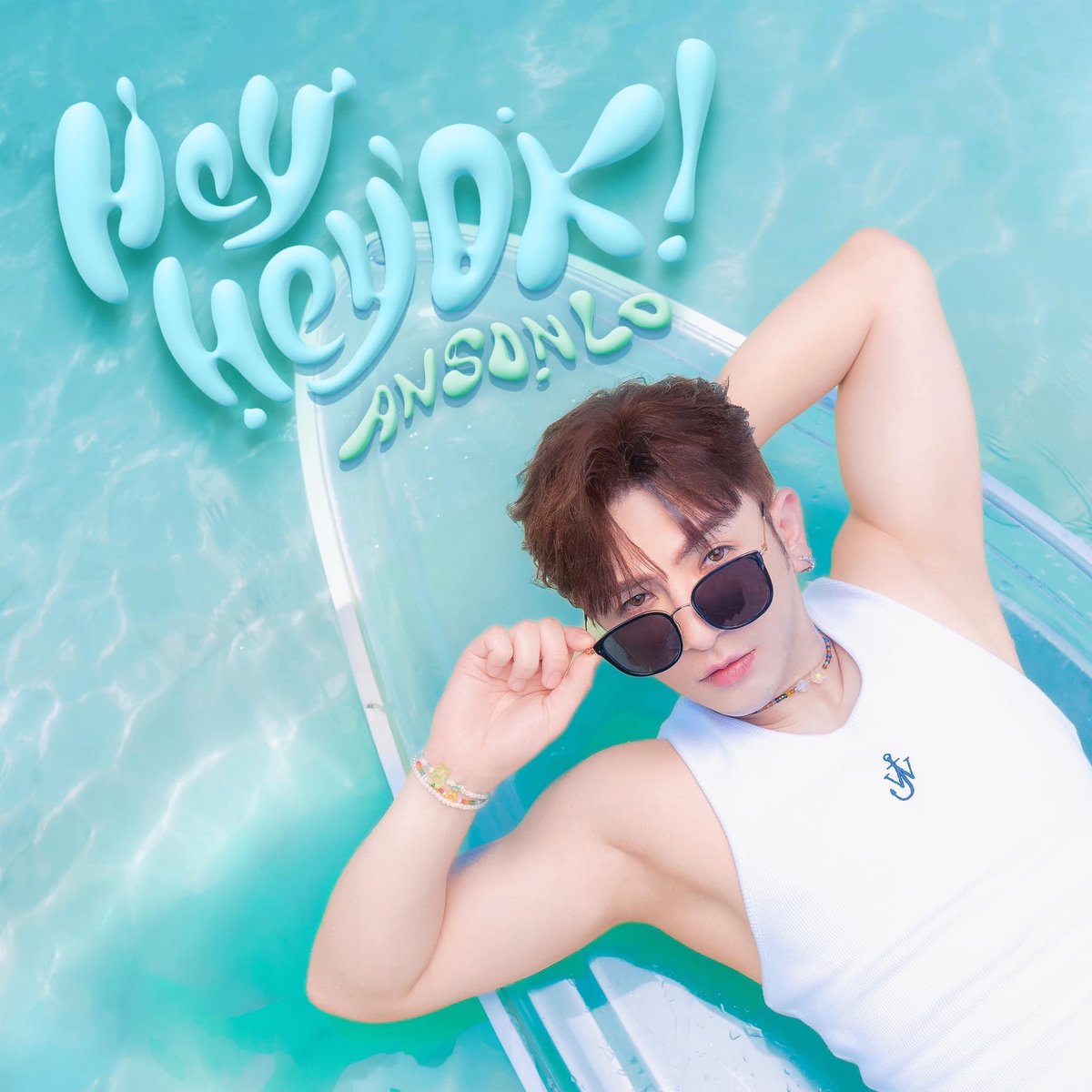 conylht0707's tweet photo. @envimediaco @DavonnaDarling @rayliur Anson’s new cantopop song <Hey Hey Ok!> will be a Summer hit!👌🏻😎 #ansonlo #cantopop #partysong #beachmusic #hongkongsinger https://t.co/5q8mXbfZi2