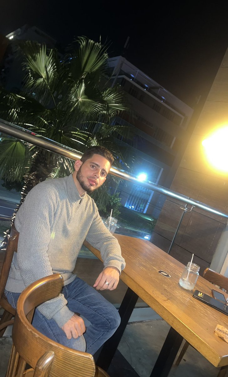 stevensambucini's tweet photo. Esa cosa tan nuestra… esa manía tan tuya y tan mía de vivir. ✨ https://t.co/JKiD4NA3uf