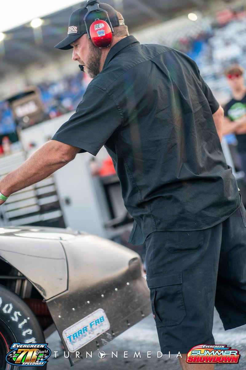 Evan Goetz Racing (@evangoetzracing) on Twitter photo Summer Showdown is in the books. By the half way break I had come from 16th to 4th. After moving to P3 with 25 laps to go the alternator went bad and the battery went dead. Thank you to my crew who worked hard all weekend! <a href="/KulwickiDDP/">Kulwicki DDP</a> #KDDP #RacingForAlan Summer Showdown is in the books. By the half way break I had come from 16th to 4th. After moving to P3 with 25 laps to go the alternator went bad and the battery went dead. Thank you to my crew who worked hard all weekend! <a href="/KulwickiDDP/">Kulwicki DDP</a> #KDDP #RacingForAlan