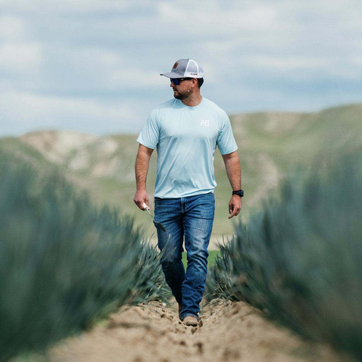 aggearclothing's tweet photo. Experience unmatched comfort with the Farm-Pro Performance SS Shirt. #farmpro #shortsleeve #performance #farm #ranch #clothing #aggear https://t.co/0VYSO47vMQ