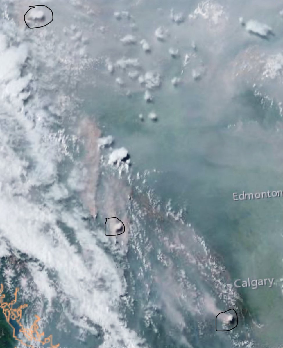 There are numerous intense fires burning across British Columbia this evening including 2-3 that are producing pyrocumulonimbus clouds. #BCwildfire #bcstorm