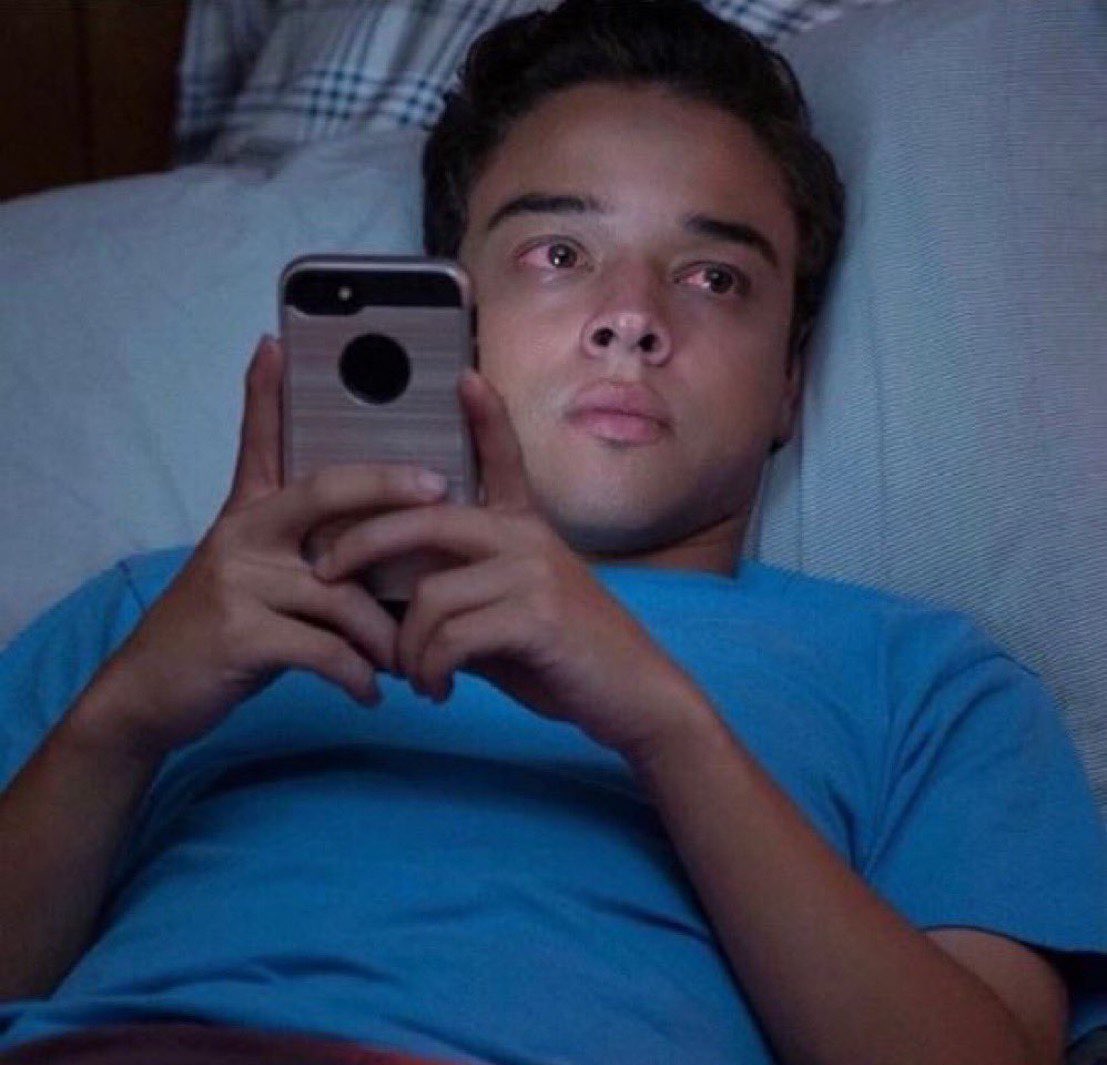 I know Caraxes bout sick and tired of being stuck at Harrenhal. Like, “Daemon, can we go?” #HouseOfTheDragon #HOTD #DragonsYall