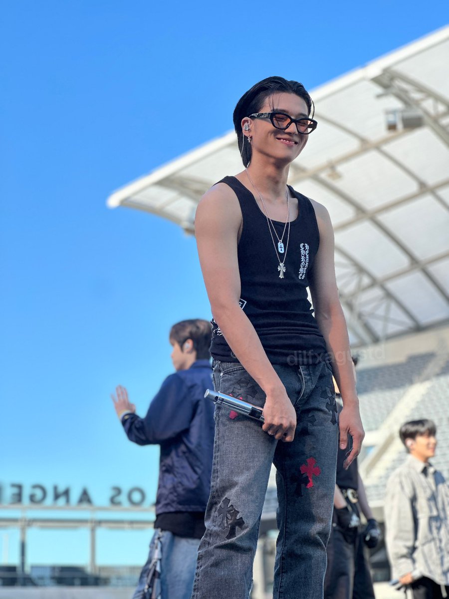 dilfxagustd's tweet photo. A cutie patootie 
#ATEEZinLA https://t.co/zKlEyeYHlp