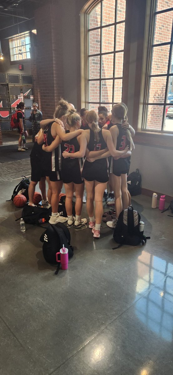 IsabelleKirch11's tweet image. That's a wrap.  Thank you @MNstarsPeterson for the last two years and the lifelong memories.  I have loved playing with this team and will miss these teammates.  I can't wait to see what you all decide to do next.  I will be cheering you on.