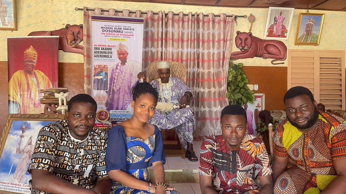 lcoybenin's tweet photo. Les préparatifs pour la #LCOY19Benin vont bon train ! La semaine dernière, nous avons été reçus en audience par le #Maire de la commune de #Kétou, Mdme Lucie Ablawa Sessinou, et Sa Majesté Adedun Loyé, le #Roi
#Future4Future #YAF #YC4CA #JVE_Benin #SNA_ONG #Team229 #COP29 https://t.co/JRB0dwFCri