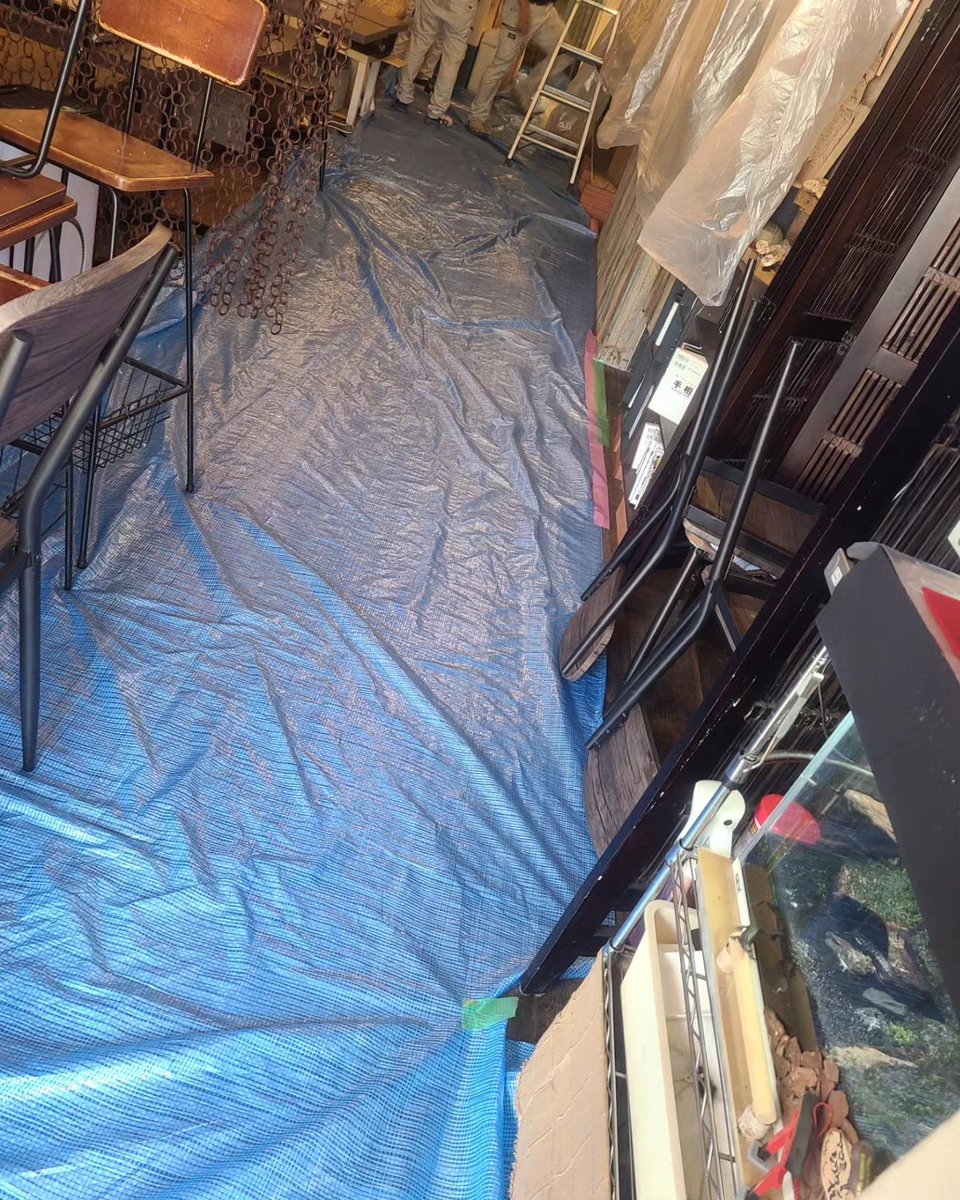 WakuwakuMisae's tweet photo. 朝から作業を始めております。
移転する旦那さんの店から
エアコン2台移設💨
のわのわ今日,明日連休いただきます🙏

もう、たいぶん古かったからね。

そして、旦那さんの店が
この度兵庫区から三宮にお引っ越し。
気になる方は
是非チェックしてみてね✔️
共々宜しくお願い致します🙇‍♀️
#三宮夜カフェ https://t.co/1v7i9DP8TY