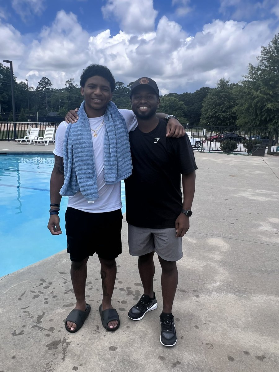 Special day today! Got to watch my guy <a href="/JahleelRivas21/">Jahleel Rivas 2️⃣1️⃣</a> get baptized! Football is more than just a game with <a href="/AUTrojansFB/">Anderson Trojans Football</a> 🙏🏾