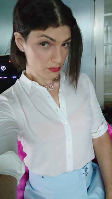 School girl mode activated https://t.co/HtxexjzFnM