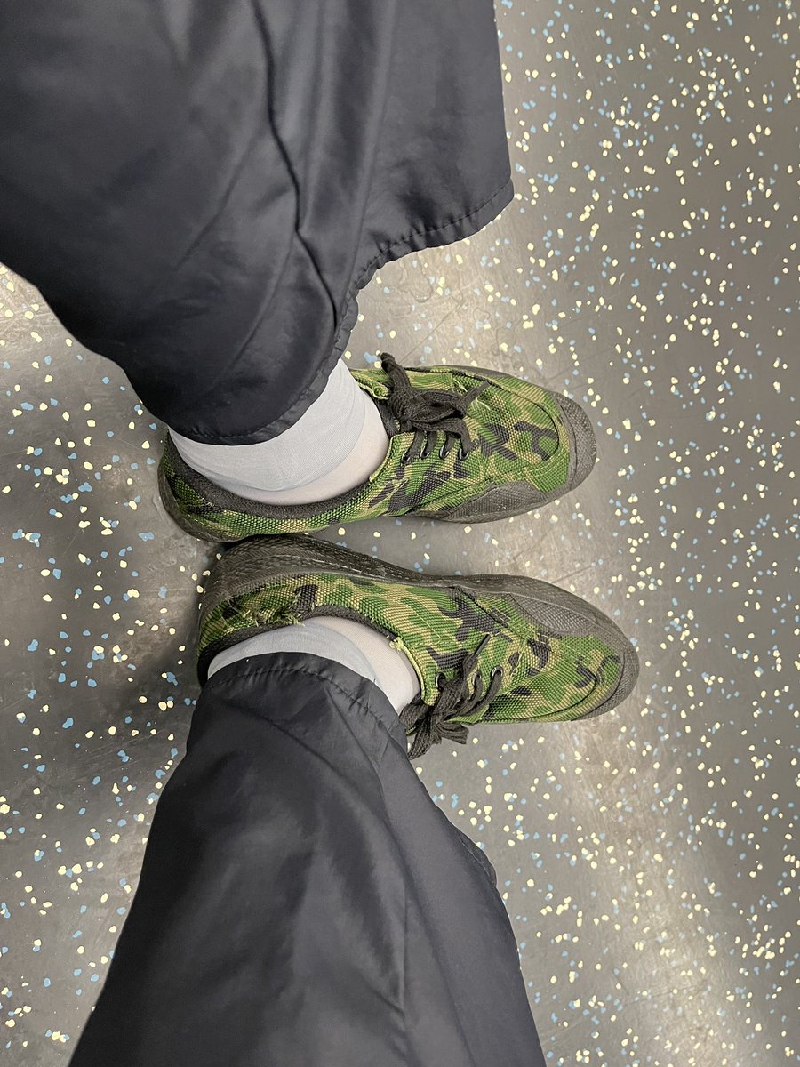 主人带出去剃头