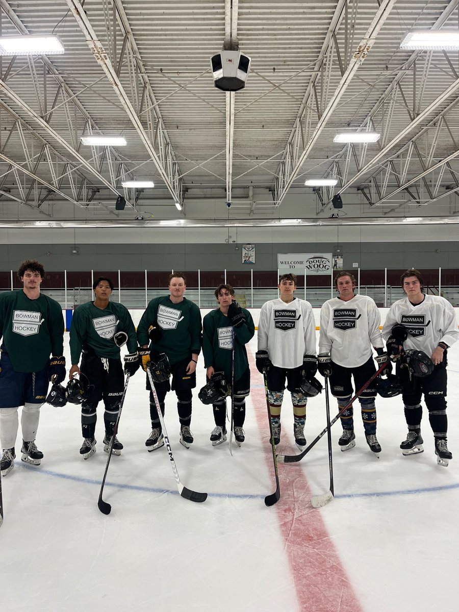 Sunday boys scrimmage ⭐️⭐️go to Logan Opgrand, Joe Yoon, Blais Richartz, Gavin Kor, Ben Portner, Will Schumacher and Kyle Heger! 👊💪