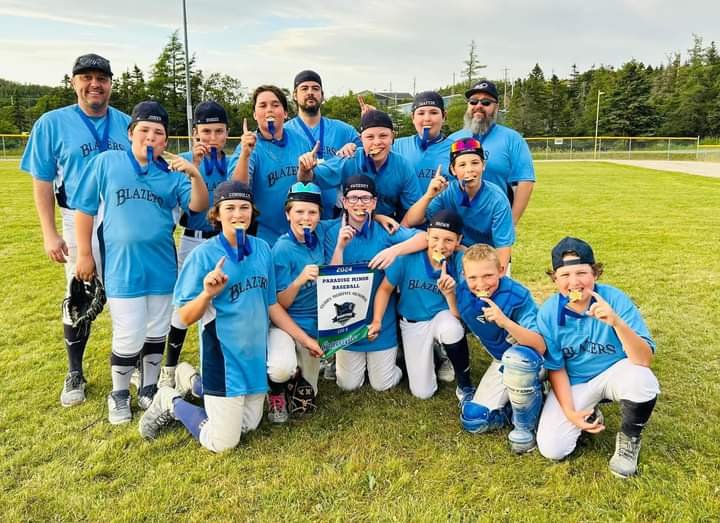 Jane4577's tweet photo. Tanner and his U A13 Blazers team took home gold tonight at the Gerry Murphy Memorial Baseball Tournament in Portugal Cove/St. Phillip's. 
Way to go Blazers. 🧢⚾️🥇💛 https://t.co/B2cqweHvtv