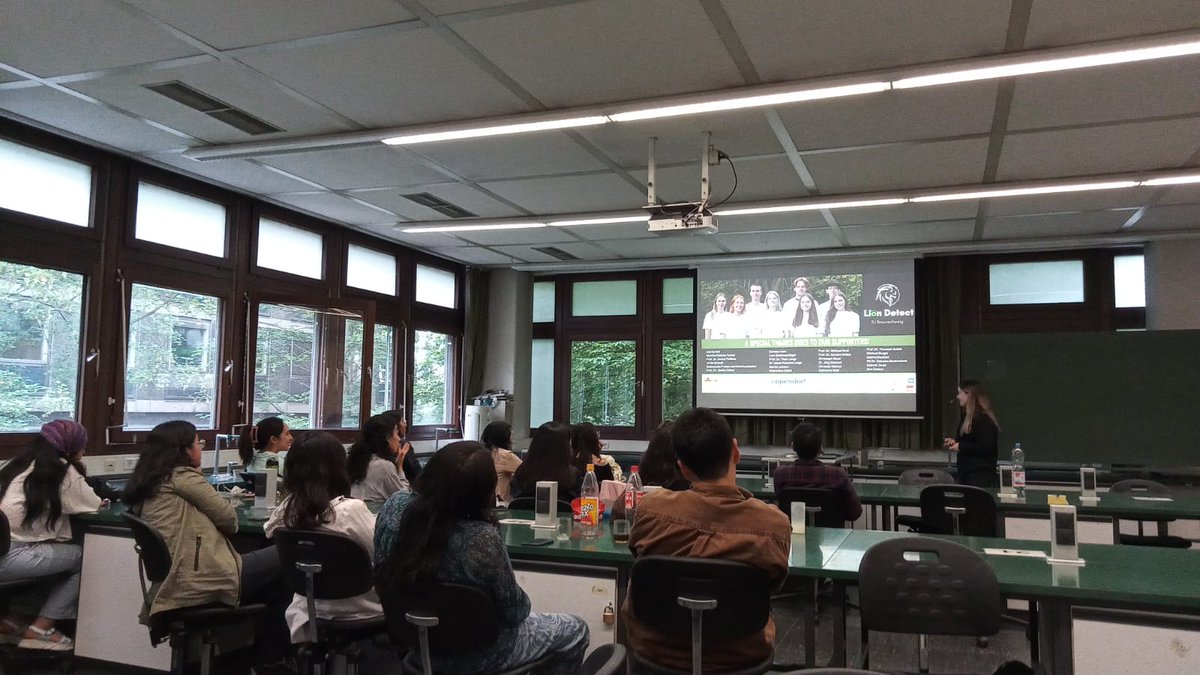 PuckerLab's tweet photo. Melina presented the TU_Braunschweig #iGEM2022 project: LionDetct. How to amplify weak signals over the detection threshold? https://t.co/VtFqemPWMN https://t.co/X708PxLcfY