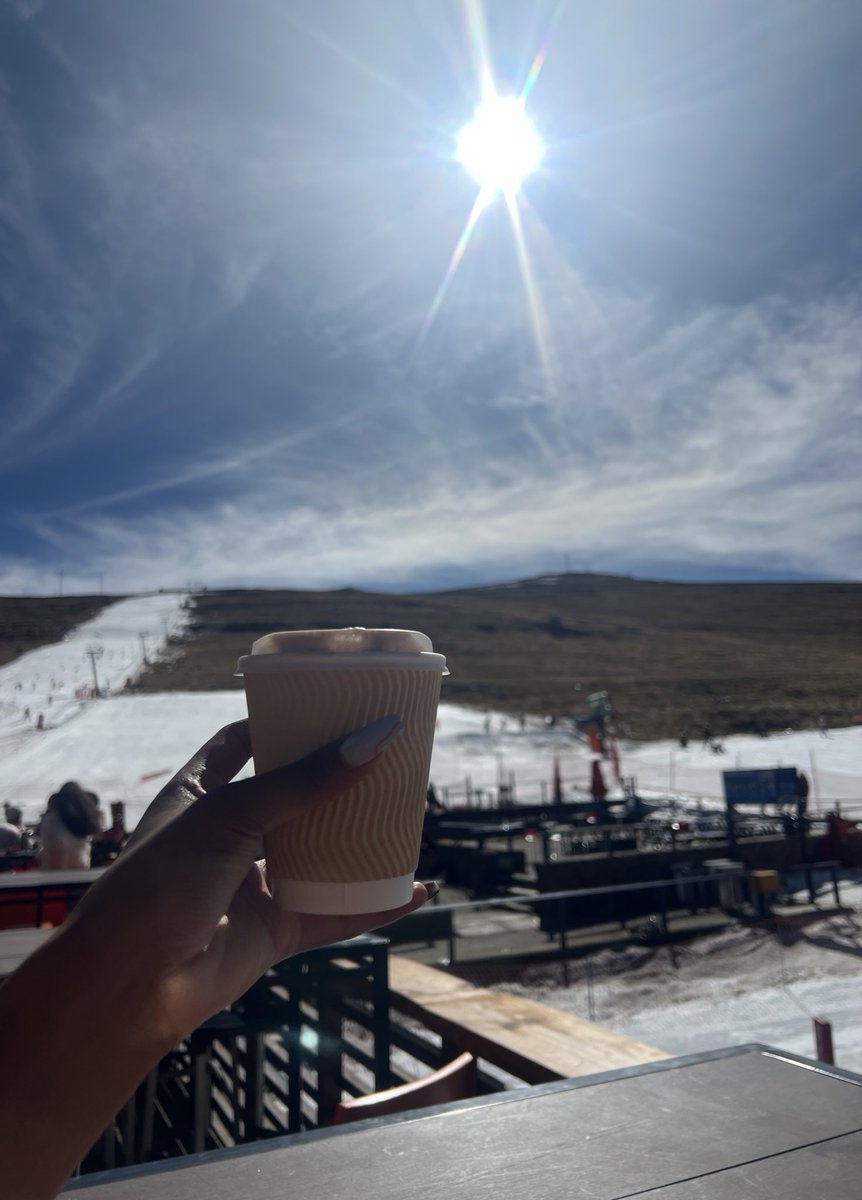 Dcitrouille's tweet photo. Went to play .
@SkiAfriski
#bumskating #bumski #afriski #explorelesotho #lesotho https://t.co/YwgxwXhOfb