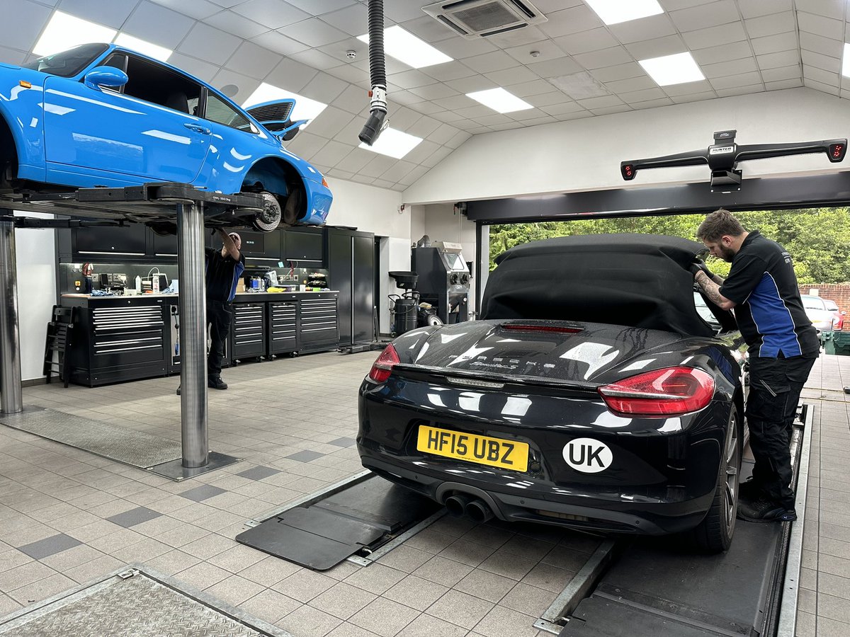 ParagonPorsche's tweet photo. Paragon Today! #monday 🔵

Date: Monday 22nd of July 2024
Weather: Overcast
Temp: 17°C

#Paragon #Porsche #showroom #service #workshop https://t.co/ZZ0o2JxiCZ