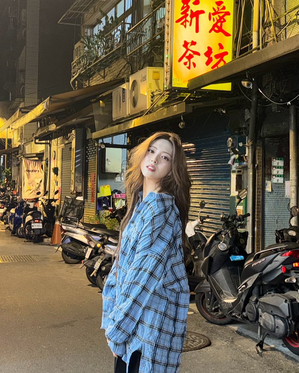 유나 인스타🩵