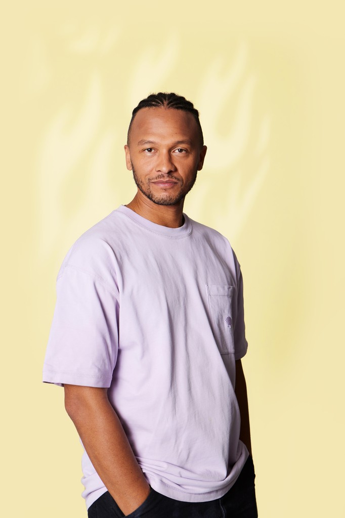 Smile or No Smile? 📸

Subscribe to my YT channel and join me as I share my personal journey youtube.com/@yuri_yabi

#videography #professionalvideography