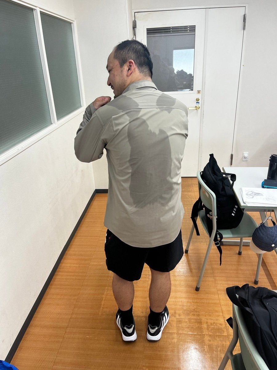macotsu1023's tweet photo. 朝バイク乗ってたらコレ。 https://t.co/8F5vpj81iB