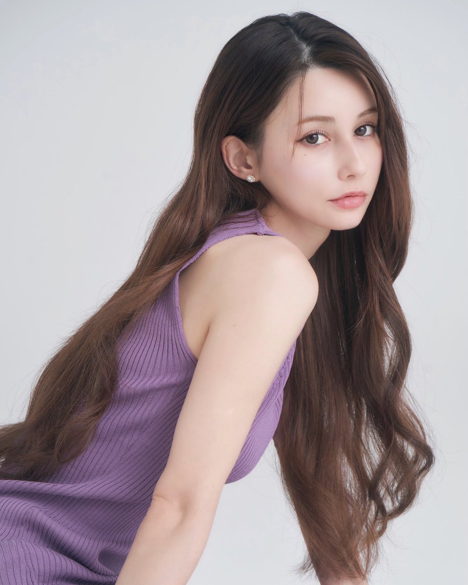 この度、私ダレノガレ明美は、
これまでお世話になりました事務所を退所し、
独立いたしましたことをご報告申し上げます。

12年間、共に歩んだ時間は私にとっての
宝物です。
至らない点も多かった私を温かく迎え入れてくださり、サポートしてくださった
スタッフの皆様には心から感謝しております。