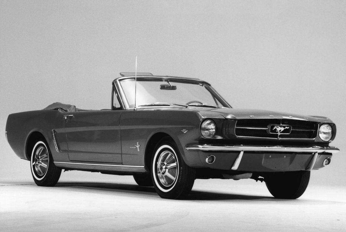 Even the CEO of Ford knows it's a problem that US automakers have gone all in on "light trucks." trib.al/b5EY8wD