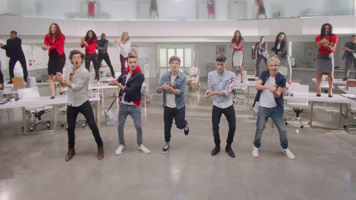 PopBase's tweet image. 11 years ago today, One Direction released ‘Best Song Ever.’