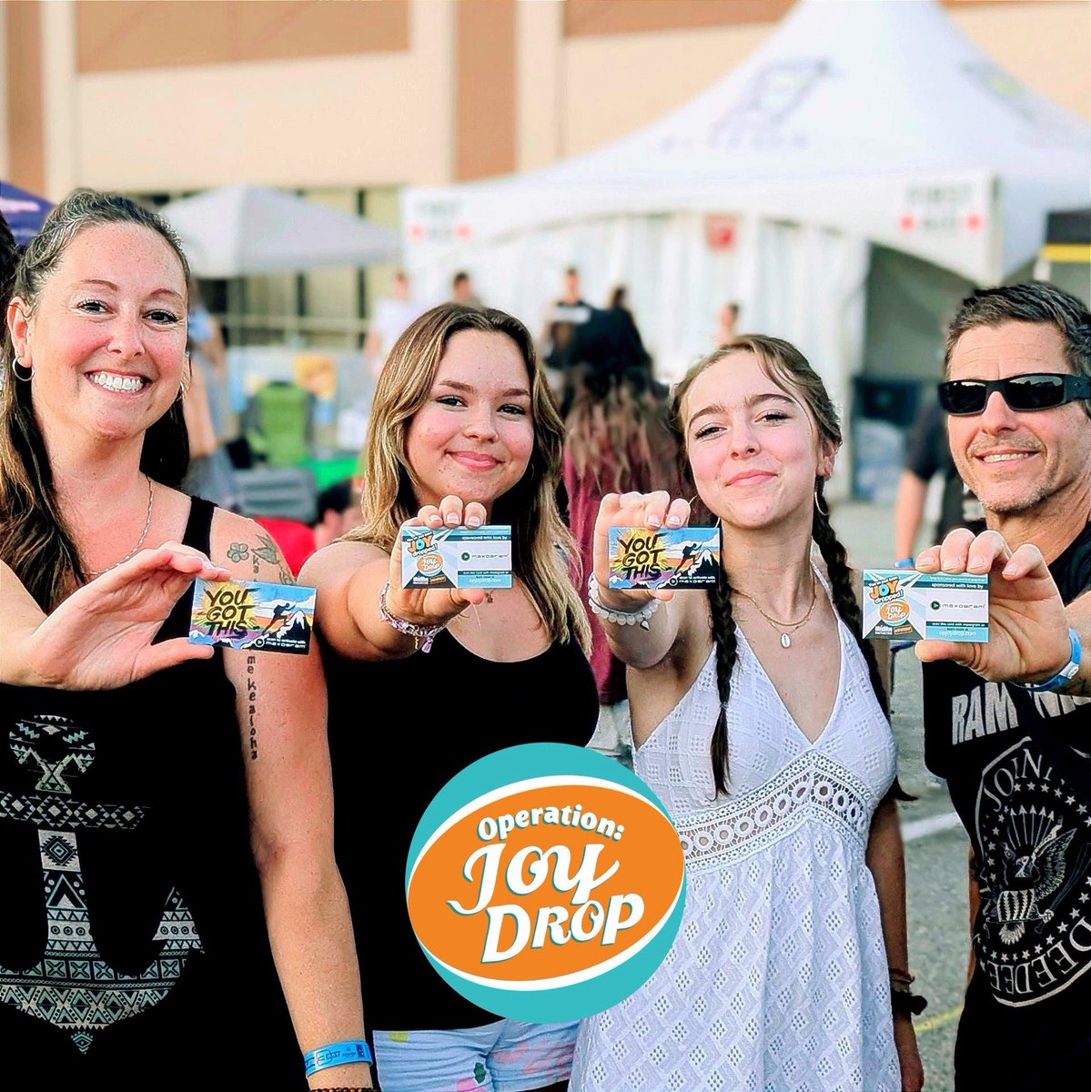 Maxine DeHart tweet media