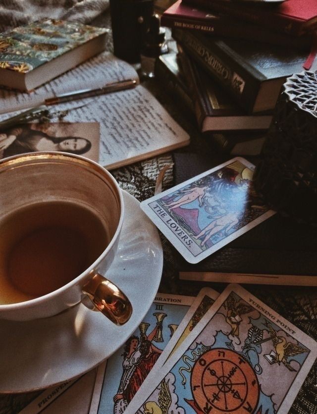 spiritualxtarot's tweet photo. ✨ WIADOMOŚĆ OD KART✨

📜 Zostaw RT, follow i swoje imię w komentarzu. Wyciągnę kilku osobom kartę i krótko opiszę (16+). Jeśli nie uda się tym razem, to jeszcze będą okazje! 

📜 Zainteresowanych prywatnym i bardziej szczegółowym czytaniem zapraszam do bio 💌 https://t.co/rOZtfkYCCz