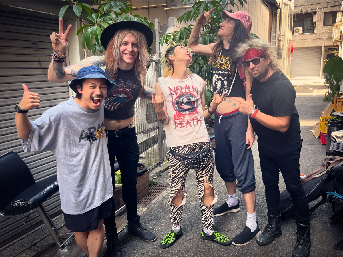 MidnightDevils's tweet photo. We arrived in Kobe, Japan to kick off 8 shows in 10 days on the Boppin’ The Wallaby World Tour. Tonight we are at Alchemy in Kobe at 8pm. Let’s go!
.
.
.
.
.
#australiaglam #interidoru #sohardithurts #newalbum #vixenband #thewildhearts #dogsdamour #poisonband https://t.co/DoayNmLjJG