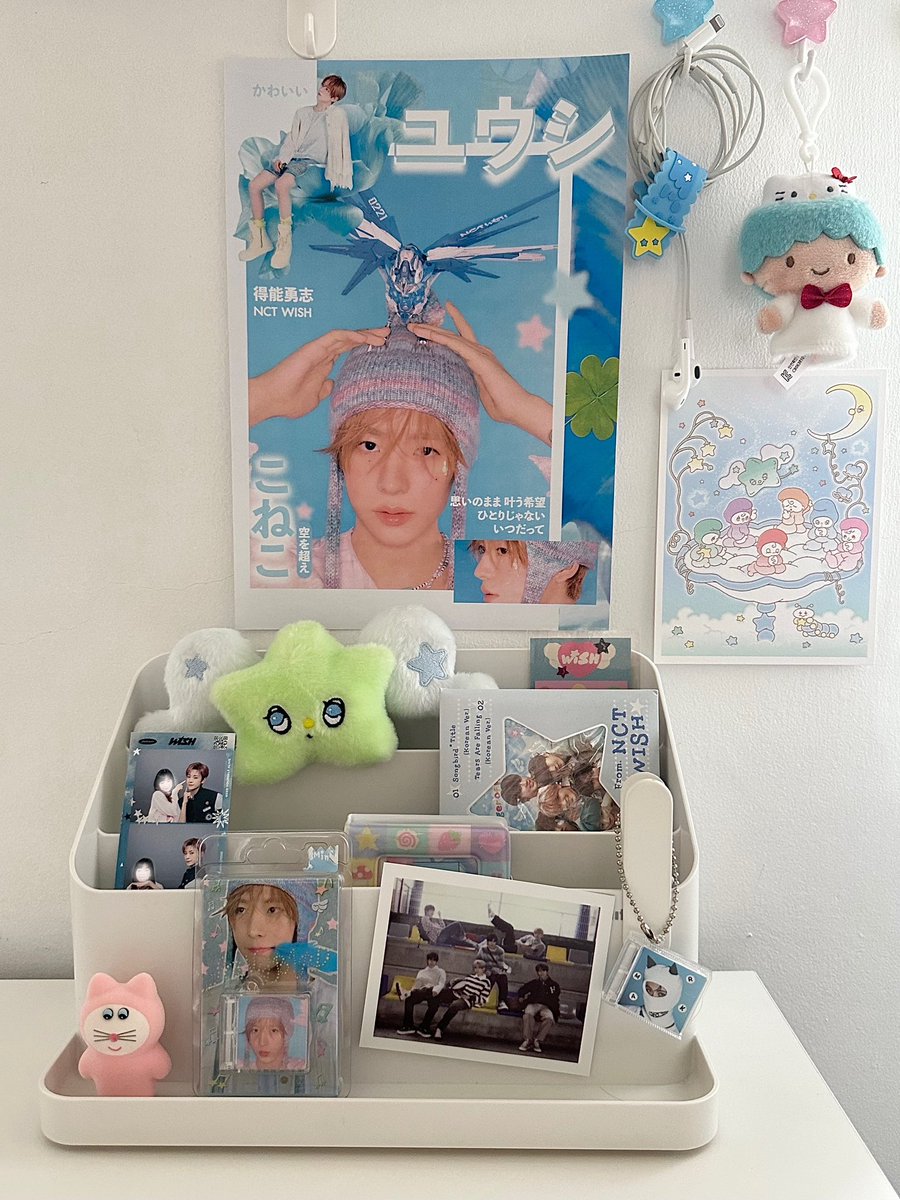 ☆ *　. 　☆
　　. ∧＿∧　∩　* ☆
* ☆ ( ・∀・)/ .  
　. ⊂　　 ノ* ☆
☆ * (つ ノ .☆
　　 (ノ⭐️🩵🕊️ songbird