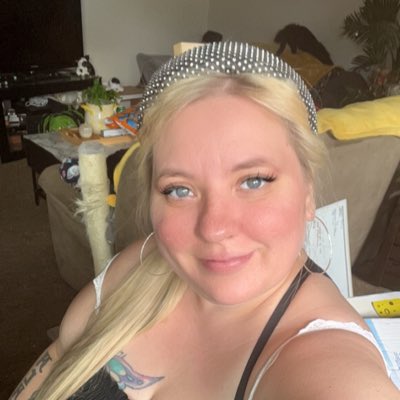 JLynnMonarch's tweet photo. #NewProfilePic https://t.co/96Cn978ytw
