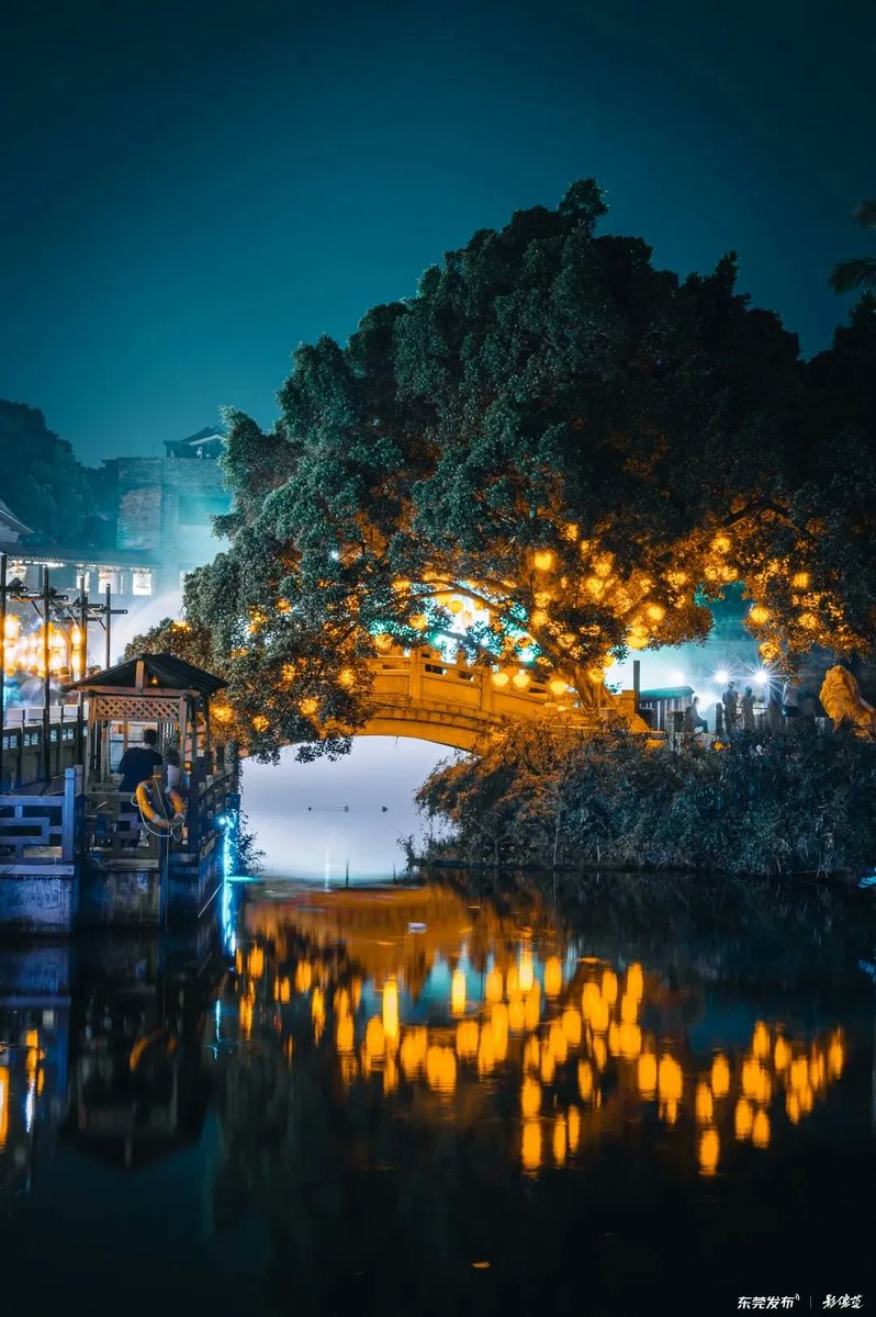 DongguanZ's tweet photo. In the hot summer, the night is the best time to go out. Here are some amazing places for Dongguan residents to enjoy a night out. https://t.co/JQsmR4scG7