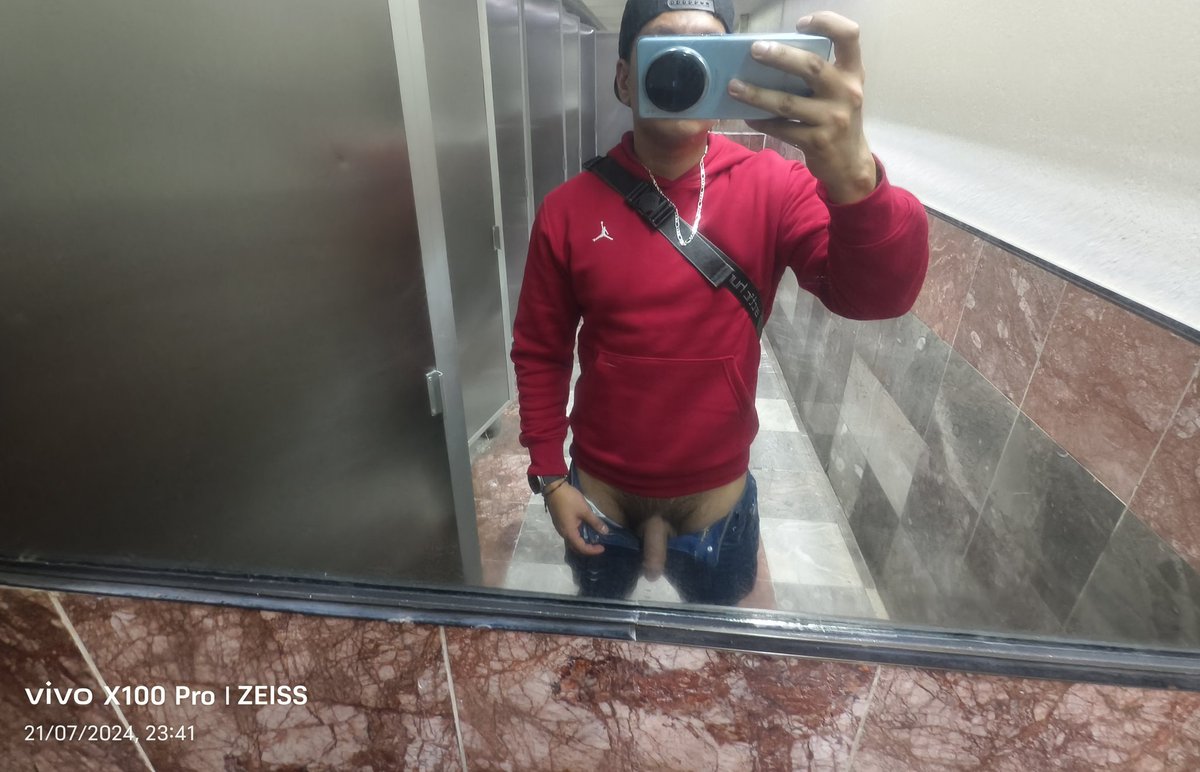 âð¥ððšðð©ðð¢ðµðŠð ðð«ð¬ð²ðœ (@blackrhinocdmx) on Twitter photo Ya van dos weyes de rancho que me la chupan en la terminal! Jalas a hacer cruising? ððð #BañosTerminal #CruisingCDMX #CruisingBaños #Cruising #CruisingTerminalDeAutobuses <a href="/EncuentroGayMty/">Encuentroð³ïžâðGAYð³ïžââ§ïžMonterrey</a> <a href="/Cruising_brown/">Cruising_brown</a> <a href="/Funny_MXXX/">Cabinas Funny MX</a> Ya van dos weyes de rancho que me la chupan en la terminal! Jalas a hacer cruising? ððð #BañosTerminal #CruisingCDMX #CruisingBaños #Cruising #CruisingTerminalDeAutobuses <a href="/EncuentroGayMty/">Encuentroð³ïžâðGAYð³ïžââ§ïžMonterrey</a> <a href="/Cruising_brown/">Cruising_brown</a> <a href="/Funny_MXXX/">Cabinas Funny MX</a>