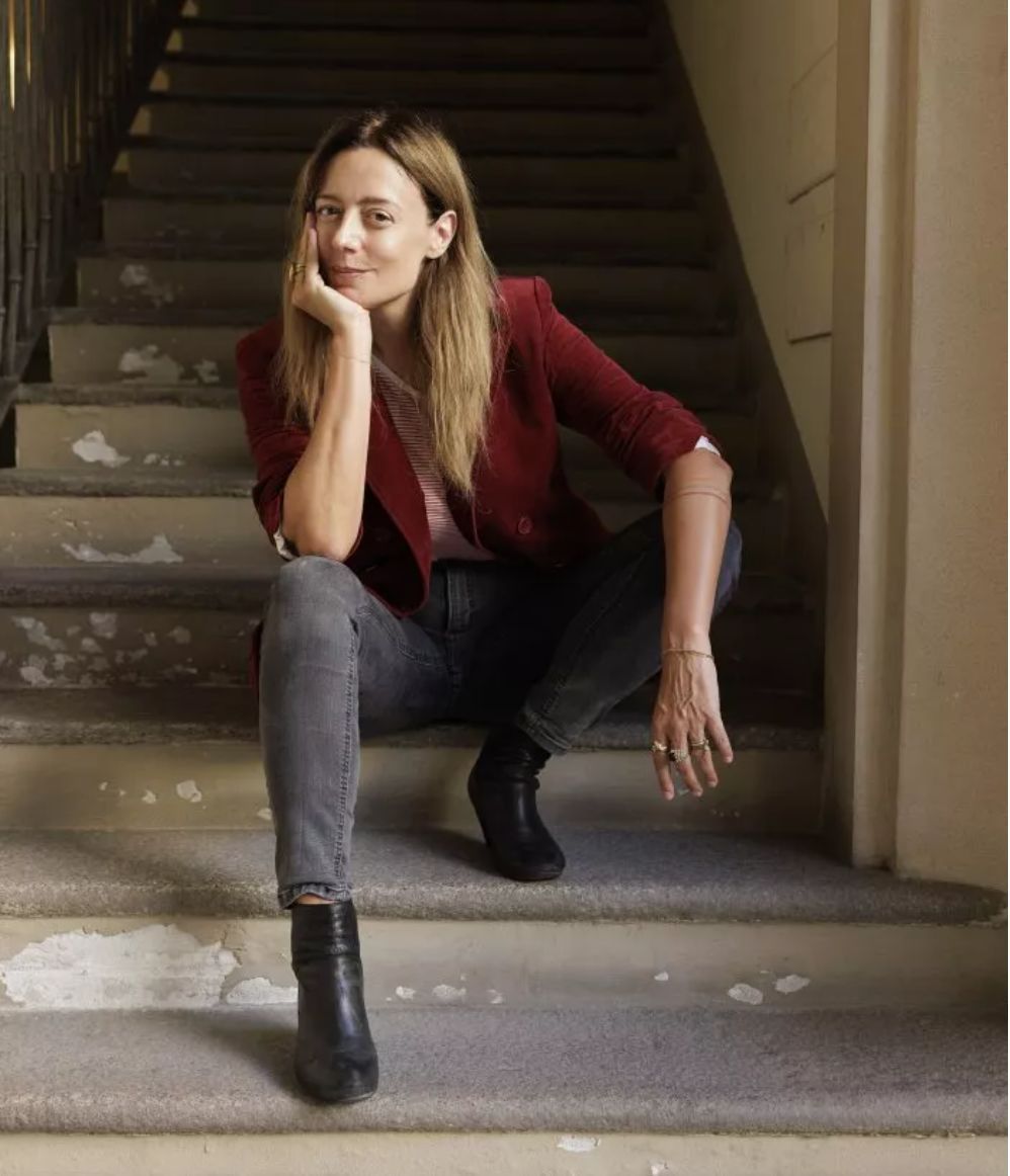 Standard Issue (@standardissueuk) on Twitter photo MONDAY PODCAST
Italian author and screenwriter <a href="/faremoforesta/">Ilaria Bernardini</a> chats to our <a href="/MicksterNoonan/">Mickey Noonan</a> about the pain, hope and renewal of change, Italian baby boxes, and how we are all the forest.
bit.ly/3OJWglr MONDAY PODCAST
Italian author and screenwriter <a href="/faremoforesta/">Ilaria Bernardini</a> chats to our <a href="/MicksterNoonan/">Mickey Noonan</a> about the pain, hope and renewal of change, Italian baby boxes, and how we are all the forest.
bit.ly/3OJWglr