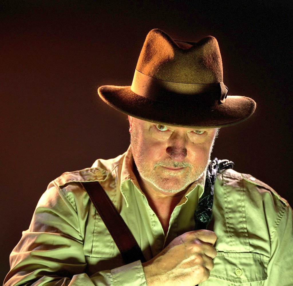 comgavrob's tweet image. This week it&apos;s back to @stablestheatre Hastings for round two of #IsThatAWhipInYourHand development! Huzzah! 
#devised #theatre #theater