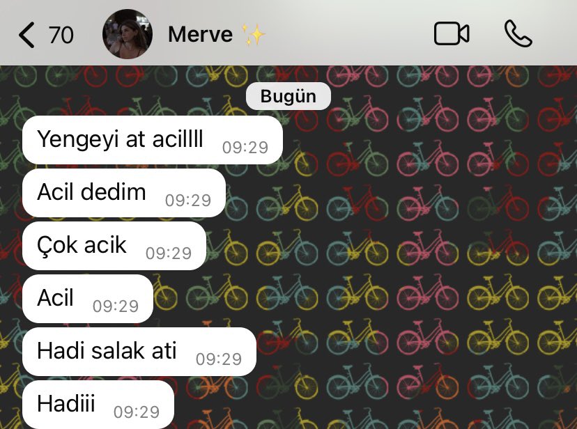 Atknyasuk's tweet photo. @meselemerve Asla da göremeyeceksin ahahshs https://t.co/szhFE5WAVC