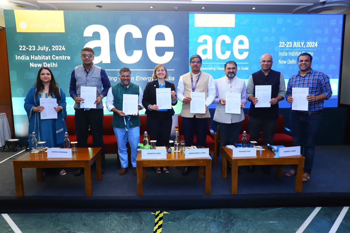 WRI India releases a Working Paper on Critical Minerals at the Inaugural Session of Accelerating Clean Energy (ACE) in India #ACE2024

Read more: wri.org/research/criti…

#EnergyTransition #CriticalMinerals
