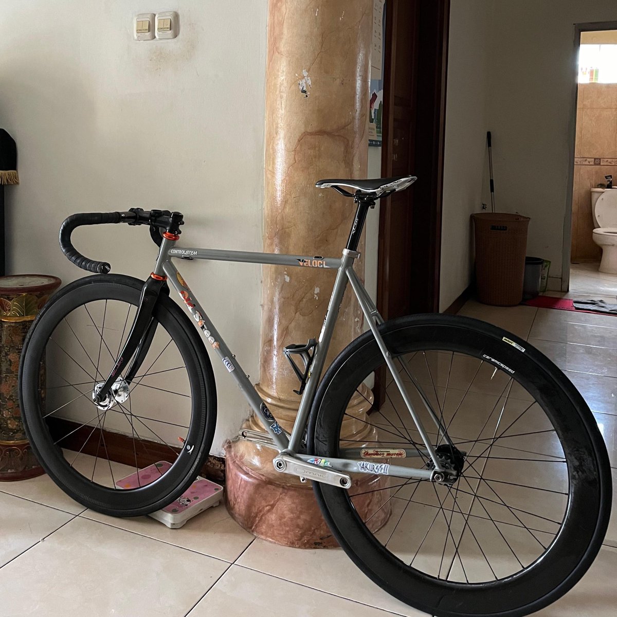 ꐔꑀꁲ-ꈵꌈꌅꈜꑀ tweet media