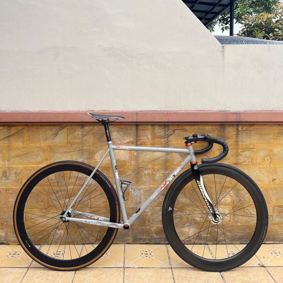 ꐔꑀꁲ-ꈵꌈꌅꈜꑀ tweet media